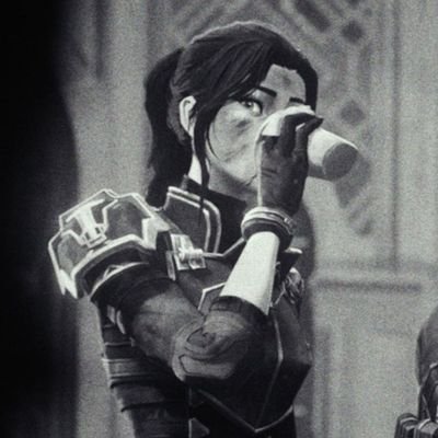 khannoli_'s profile picture. pfp: daddy