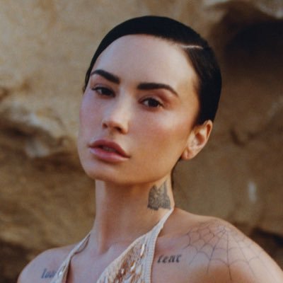 unlockscreen's profile picture. welcome to unlockscreen, we make locks for u since 2013; enjoy it! ♡ designs acc @unlock_designs & follow us on instagram in the link below ⬂