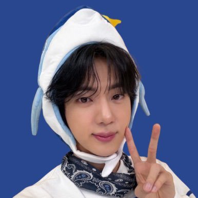 tunainthebox's profile picture. 