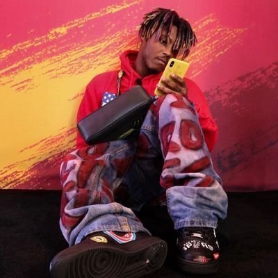 feelaloneee's profile picture. 