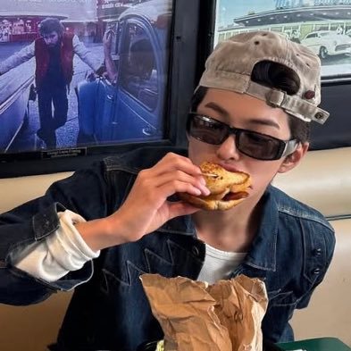 selarrjahe's profile picture. sayang cortis semuanya