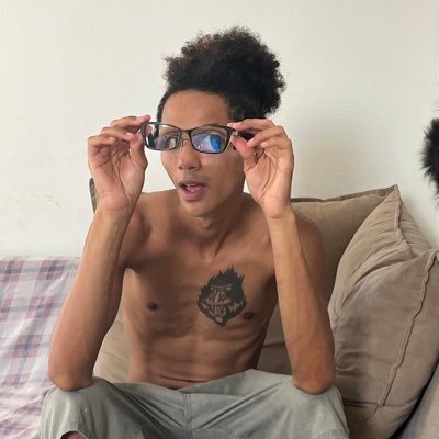 almapuraxxx's profile picture. pixei o stonehenge