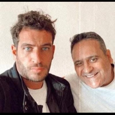 pouch92170's profile picture. suivi par @cyril hanouna