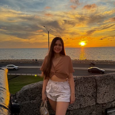 lauratapiasr's profile picture. 