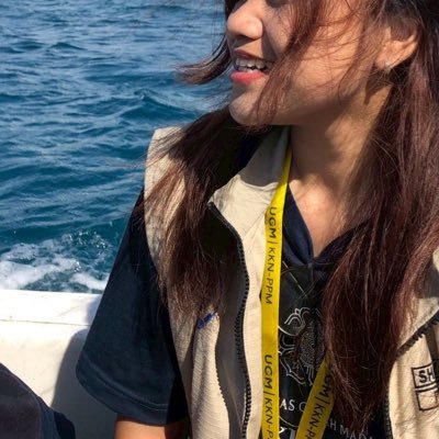 tnuesday's profile picture. no context acc