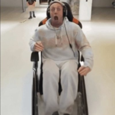 TitooCalderonn's profile picture. Insuperable indestructible e inmortal
Me llama me llama me llama y no se que hacer