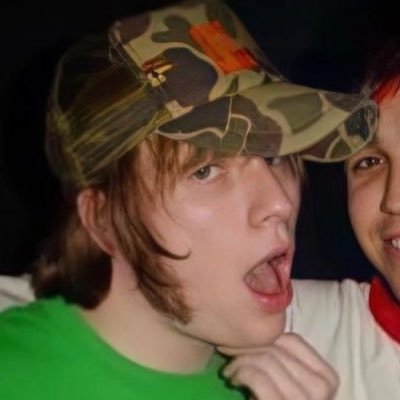 4lone2gether's profile picture. YOU BETTER PRAY IF YOU AN OPP COS THE GLOCK DO STRANGE THINGS