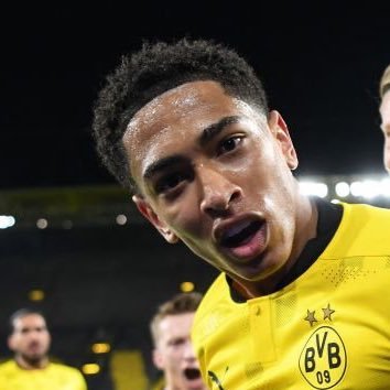 CmoiLeFumier's profile picture. « OTRA NOCHE MAGICA DE LOS REYES DE EUROPA » 🪄@RealMadrid - @Benzema - @BellinghamJude 🇵🇸