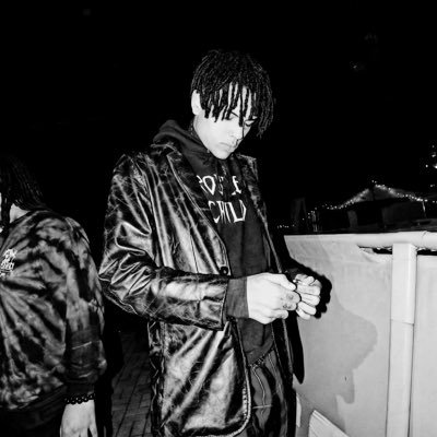 dirkdickbutt's profile picture. my impending doom in tweet form