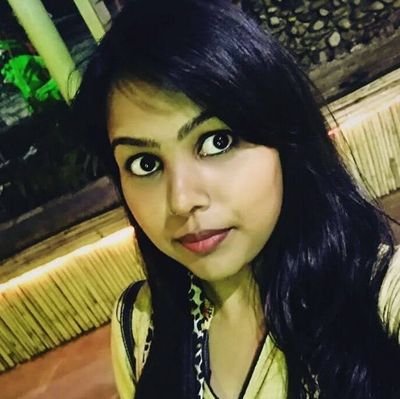 SarikaNanda9's profile picture. Short stories & motivation in Hindi-English ✨  
Ordinary woman, extraordinary dreams  
Verified Creator | 
IG: grahashobha