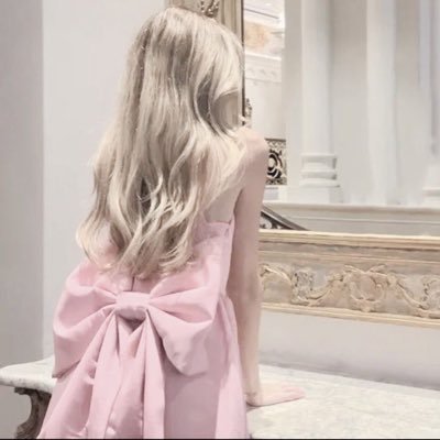 oliviaclaygf's profile picture. #OliviaClay : “𝘔𝘺 𝘩𝘦𝘢𝘳𝘵 𝘪𝘴 𝘺𝘰𝘶𝘳𝘴. 𝘚𝘩𝘳𝘦𝘥 𝘪𝘵, 𝘣𝘶𝘳𝘯 𝘪𝘵, 𝘐 𝘥𝘰𝘯’𝘵 𝘤𝘢𝘳𝘦. 𝘐 𝘸𝘢𝘯𝘵 𝘦𝘷𝘦𝘳𝘺 𝘮𝘪𝘯𝘶𝘵𝘦 𝘐 𝘤𝘢𝘯 𝘨𝘦𝘵.“