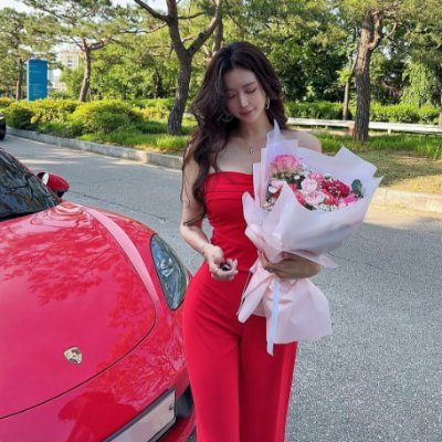 2z_winter's profile picture. As a hybrid, I love everything in the world🌼🌍🗽