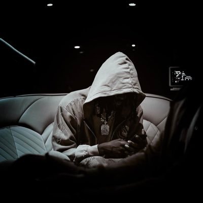 MVen2x's profile picture. 