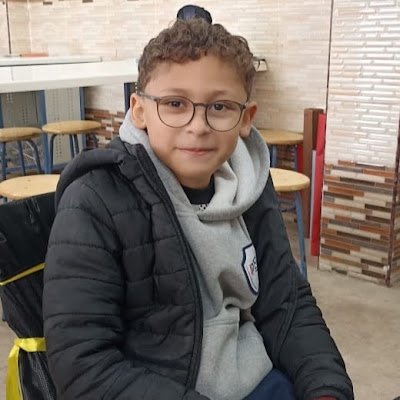 w_mar_rblx's profile picture. 