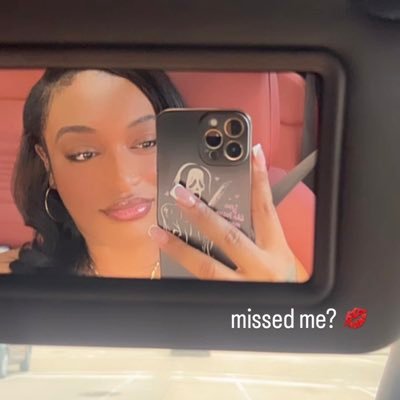 Theycraveniaaah's profile picture. certified lover girl.