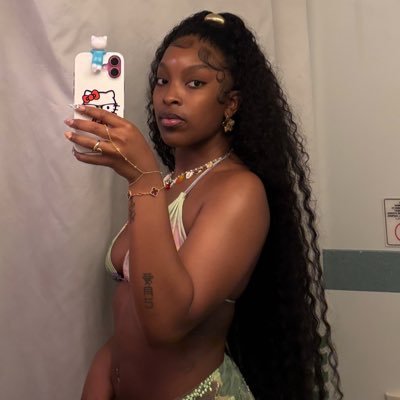 t4ysav_'s profile picture. 