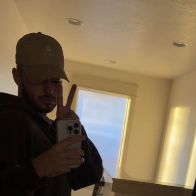 mattumba's profile picture. 10 toes down | @lovinghousehold