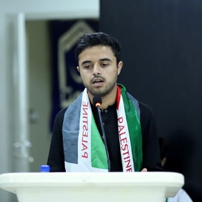 ajmaldar12's profile picture. Singer 🎵🎵🎵🎵🎵 Aju Dar
     To dispel the darkness of home,
Is it truly necessary to burn it down?