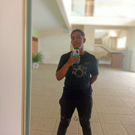 HilarioNickolas's profile picture. 