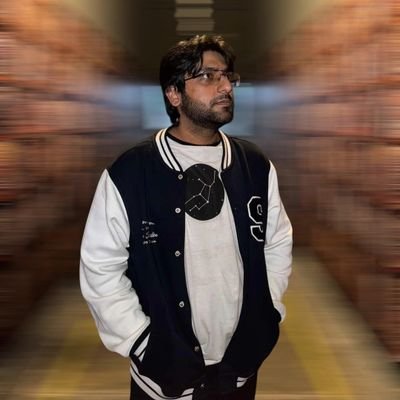 Psychdelicmedic's profile picture. “Doctor 🩺 | Tall troublemaker | Lahore nights & bad decisions 🍷”