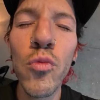 spookybackslide's profile picture. Evan | he/him | 23 | Clique art | ger/eng | dms open!! | |-/