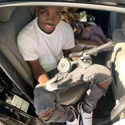 BlueKing521236's profile picture. 