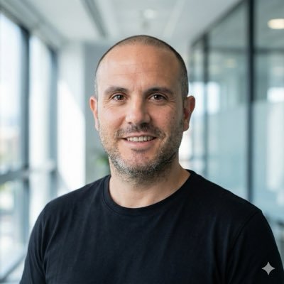 Dmacia_jr's profile picture. Me