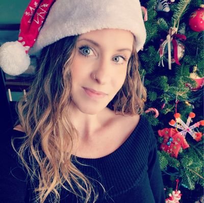 Lunar_Luster's profile picture. 🇨🇦 living in 🇺🇸ARTIST•SPACE•SCIENCE•
MUSIC• 
🌒🌕🌘

Header ✏ by me. Don't tell me the sky's the limit when there are footprints on the moon~PB 

🚫 DMs