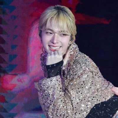 MariaYhanci's profile picture. #nananu
#zunshine
#zonzon
#newcwr
#zeepruk
                     🧡💙