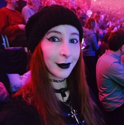 HellvetikaSan's profile picture. Trans English rose
18+ only
5'11.6