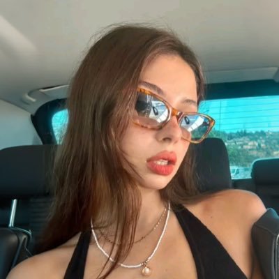 eceykcri's profile picture. yanacaksak yanalum kick/kocariesmeda