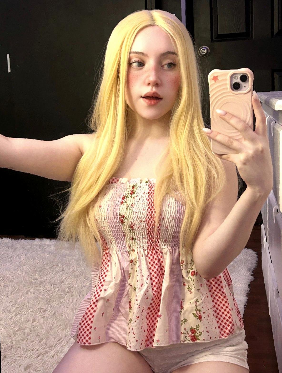 JordanComb2357's profile picture. teaching my cactus to sing lullabies, borrowing stars on weekends (ღ˘⌣˘ღ) don't return them