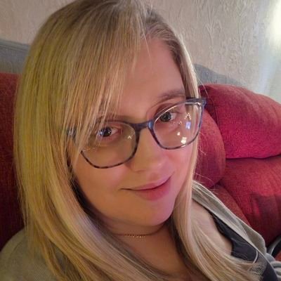 EmmaHomer9's profile picture. Huge FAN of professional wrestling 🤜🤛🤼‍♂️✌️♥️ love horror movies,🧟‍♀️ 👻 rock/heavy metal music 🎶 🤘❤ NO DMS PLEASE  🚫