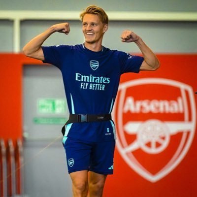 caarafc's profile picture. The living legend continues to seek Il Just me being me 😏🙂|| Mainly football tweets and News 🗞️ || Arsenal Fan .