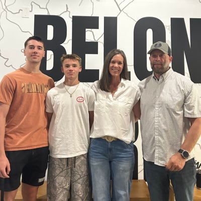 HayleyPerschau's profile picture. Boy Mom, Raising Arrows, Wife, Personal Trainer, Coach, Communicator, Free Thinker. Embrace the Sweat. See the Beauty.