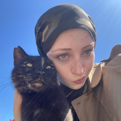 melike57e's profile picture. ytü