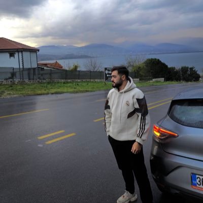 avasafgol's profile picture. biraz avukat ⚖️