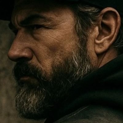 JerunaiM's profile picture. Ayudo a caracoles a cruzar la carretera....king for a day fool for a lifetime
Si quieres aceitunas negras compra una cabra