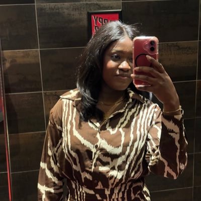 Skincarelotte's profile picture. I give skincare tips when I can