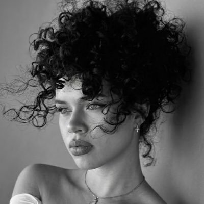 aiyanaleeinnit's profile picture. Old soul in a modern melody                       “Highest 2 Lowest” (title track) out now wolfblud@yahoo.com