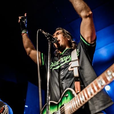 TheAceofShades's profile picture. *Musician/Singer Songwriter /* 🎤🎸 @ #PartyCove /* Business Entrepreneur #TheAceofShadesLLC /* 🎸 @ #TAYF /* Audio-Live Sound-Recording Engineer #IMIJSound