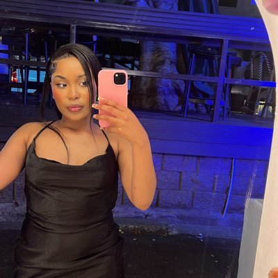 usernameiva's profile picture. pretty girls love trap music