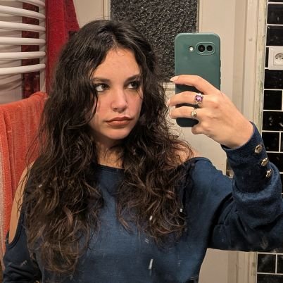 louna_byrt's profile picture. l’avenir appartient à ceux qui se lèvent à l’heure où je me couche