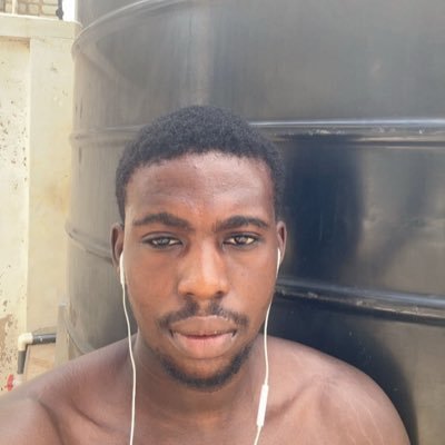 vsanrfi's profile picture. Arsenal. #Peaceandlove