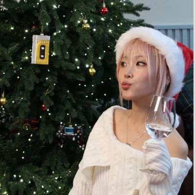 always_iludida's profile picture. ainda farei um dueto com jeon jungkook.

                  ela/dela 👉 heyoon jeong