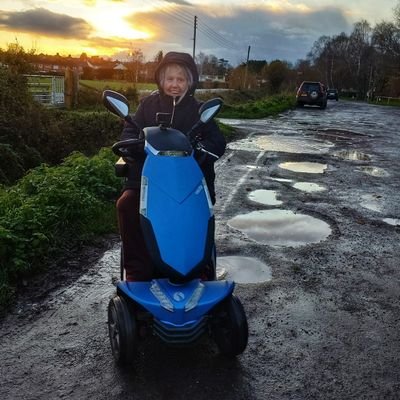 19dotty57's profile picture. widowed💔Mother grandmother family is everything  4 children 9  grandchildren  NO DMS  🚫 I will block