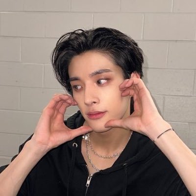 haiksohn's profile picture. jakesetter 𓂃۶ৎ