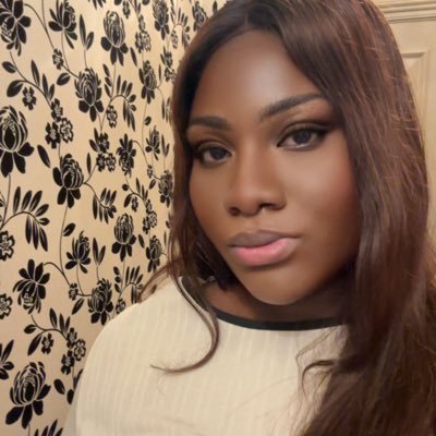 allimacren's profile picture. GLORY 🤍