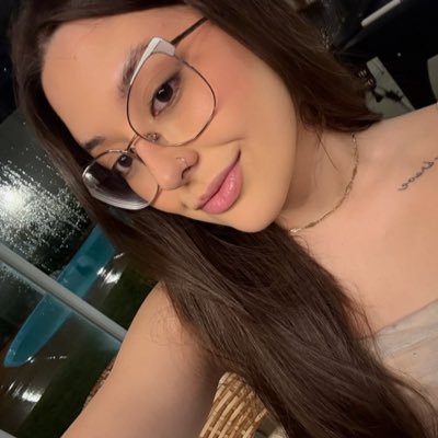 _letmw's profile picture. 