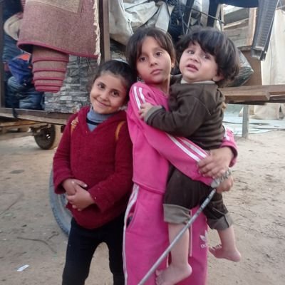 omsham450484's profile picture. A father of three girls, suffering from a foot injury, needs support for treatment and to get back on his feet.
https://t.co/xEkabJloEX